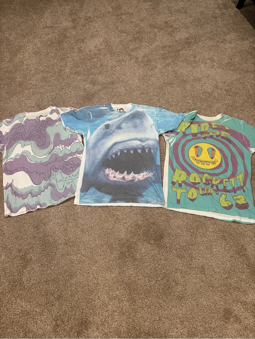 Rockett Dye sublimation vintage small T-shirt bundle. Great condition